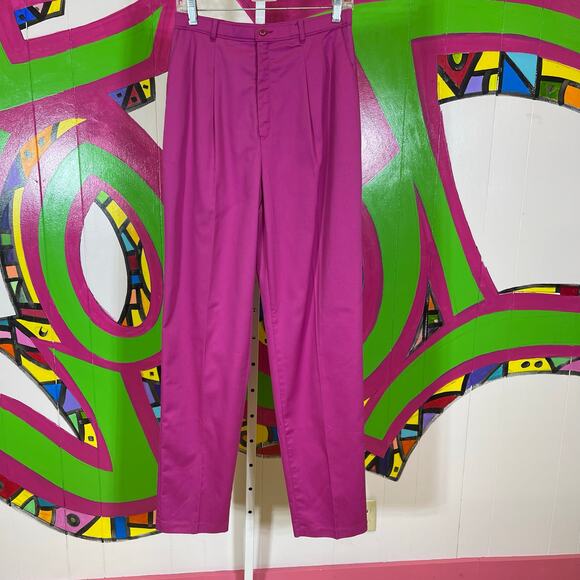 Levi's Travelers, Pink Vintage High Waist Pleated Slacks. Size 12. New cond! - Picture 1 of 6